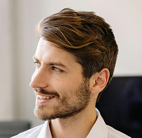 Portret Michaela Brennana, lidera technologicznego w obszarze fintech i krypto pełniącego funkcję CTO